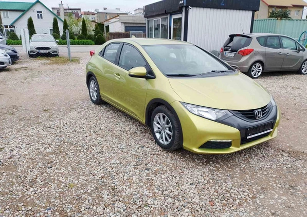 Honda Civic cena 29900 przebieg: 118000, rok produkcji 2012 z Białystok małe 596